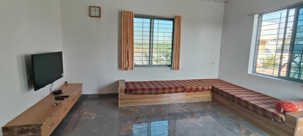 Villa Krishna Farm & Forest Bhuj Exterior foto